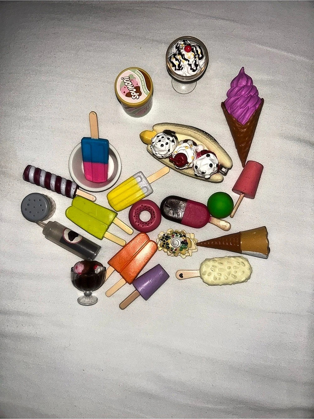 Our Generation OG Sweet Stop Ice Cream Truck Food Accessories Bundle